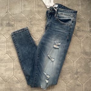 #flying monkey stretchy distressed jeans 👖✨
